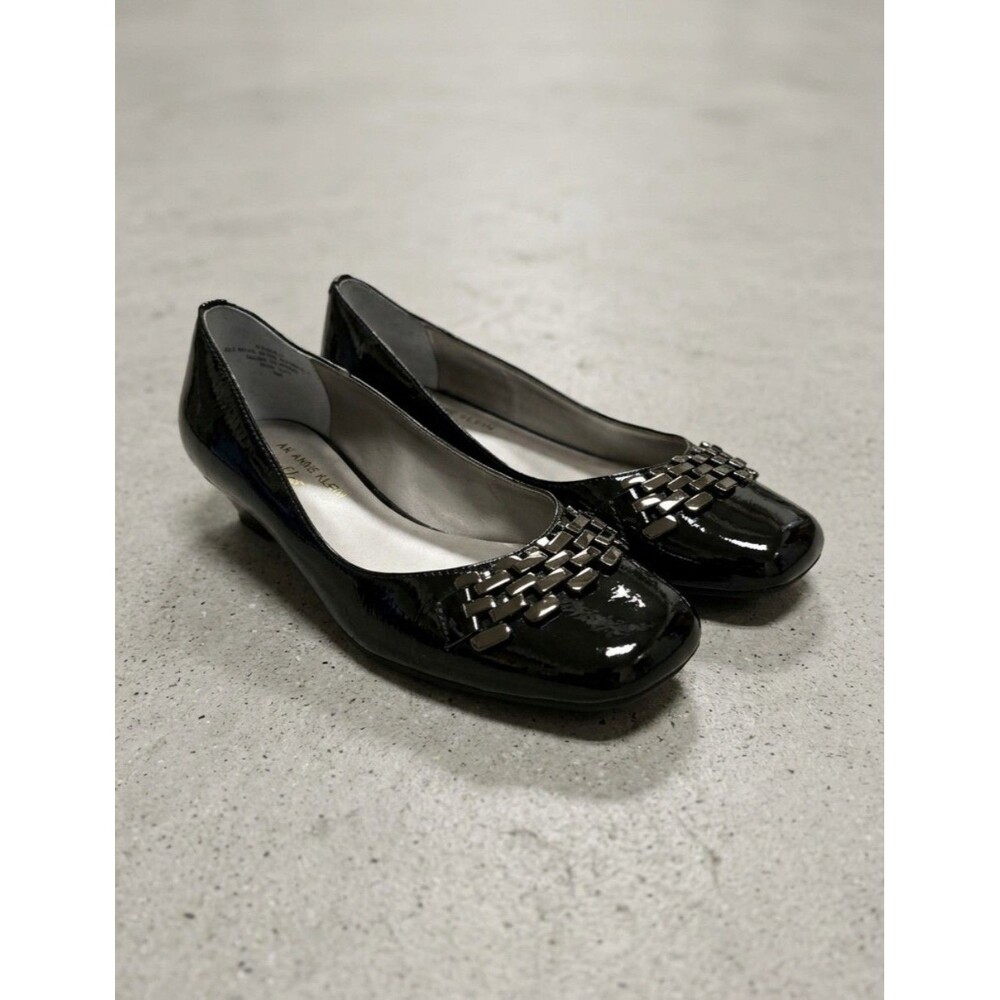 Sale-Anne Klein iFlex Black Patent Low Kitten Heel Pumps- Size 6